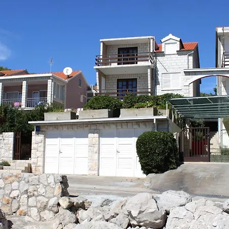 Διαμέρισμα By The Sea Prizba, Korcula - 9153 *